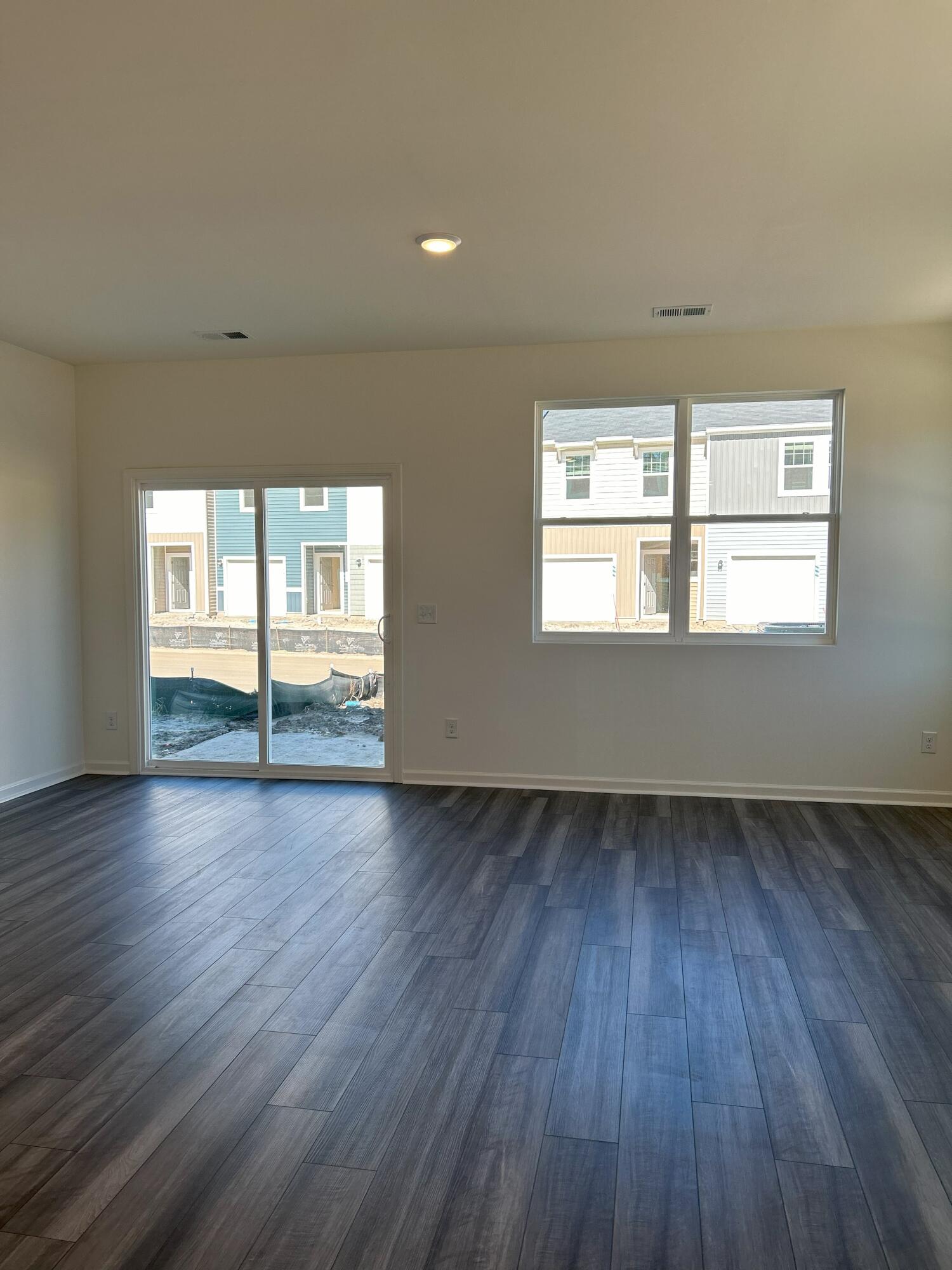 806 Scarlett Maple Street