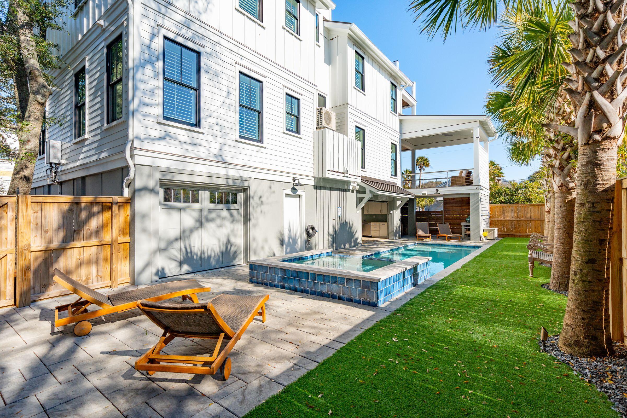 2606 Cameron Boulevard