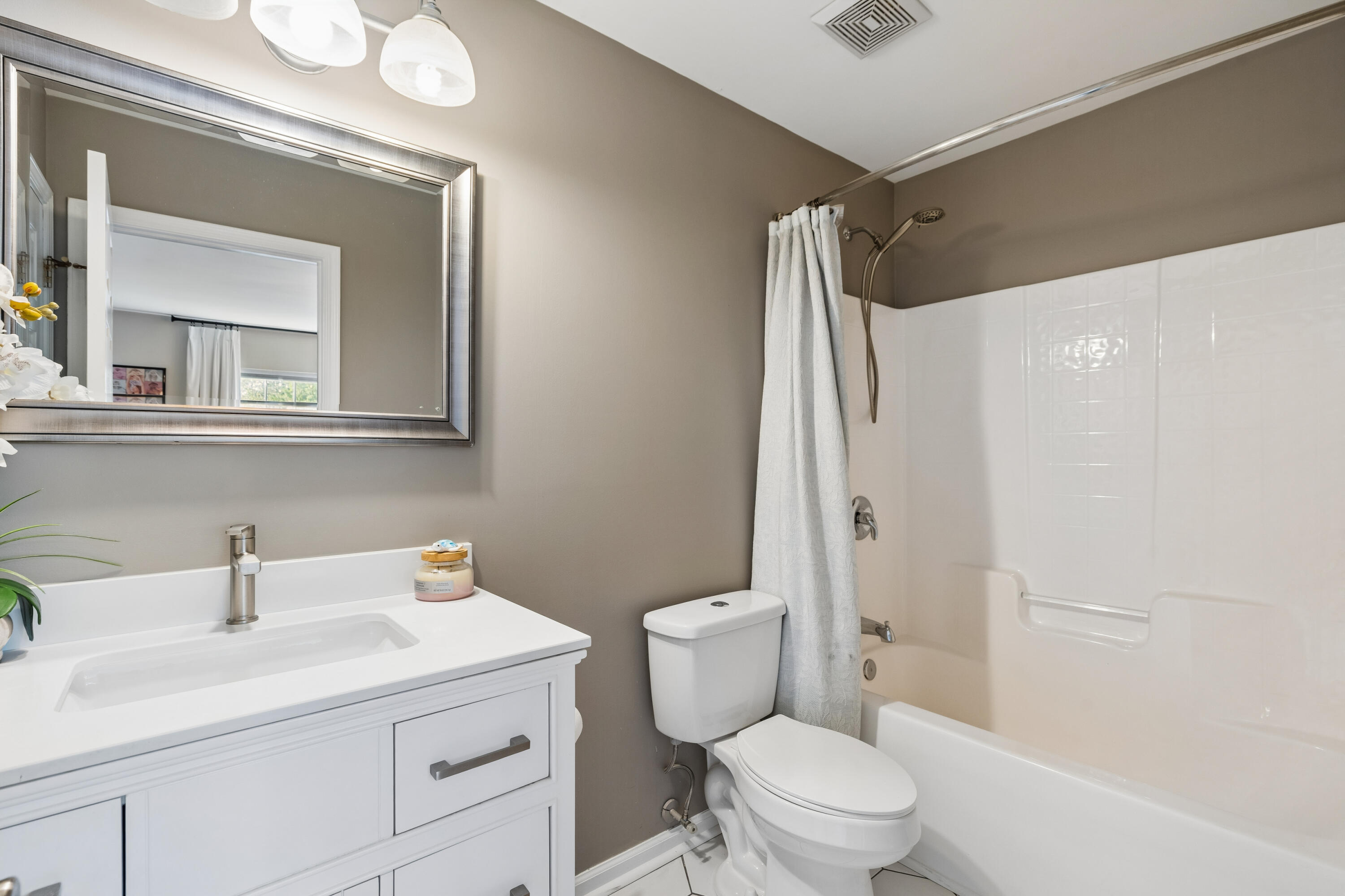1505 Solstice Court