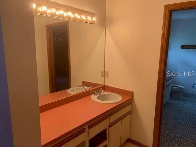 35209 DOLPHIN LAKE DR