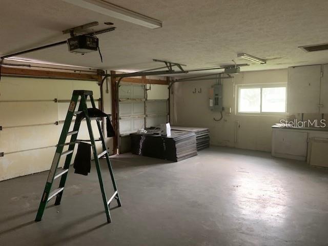 35209 DOLPHIN LAKE DR