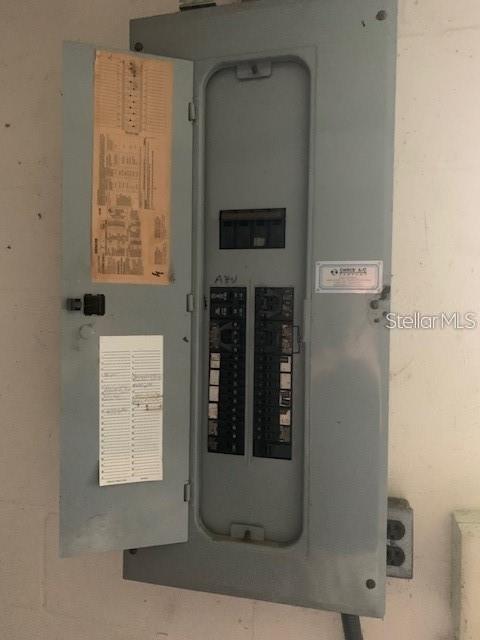 35209 DOLPHIN LAKE DR