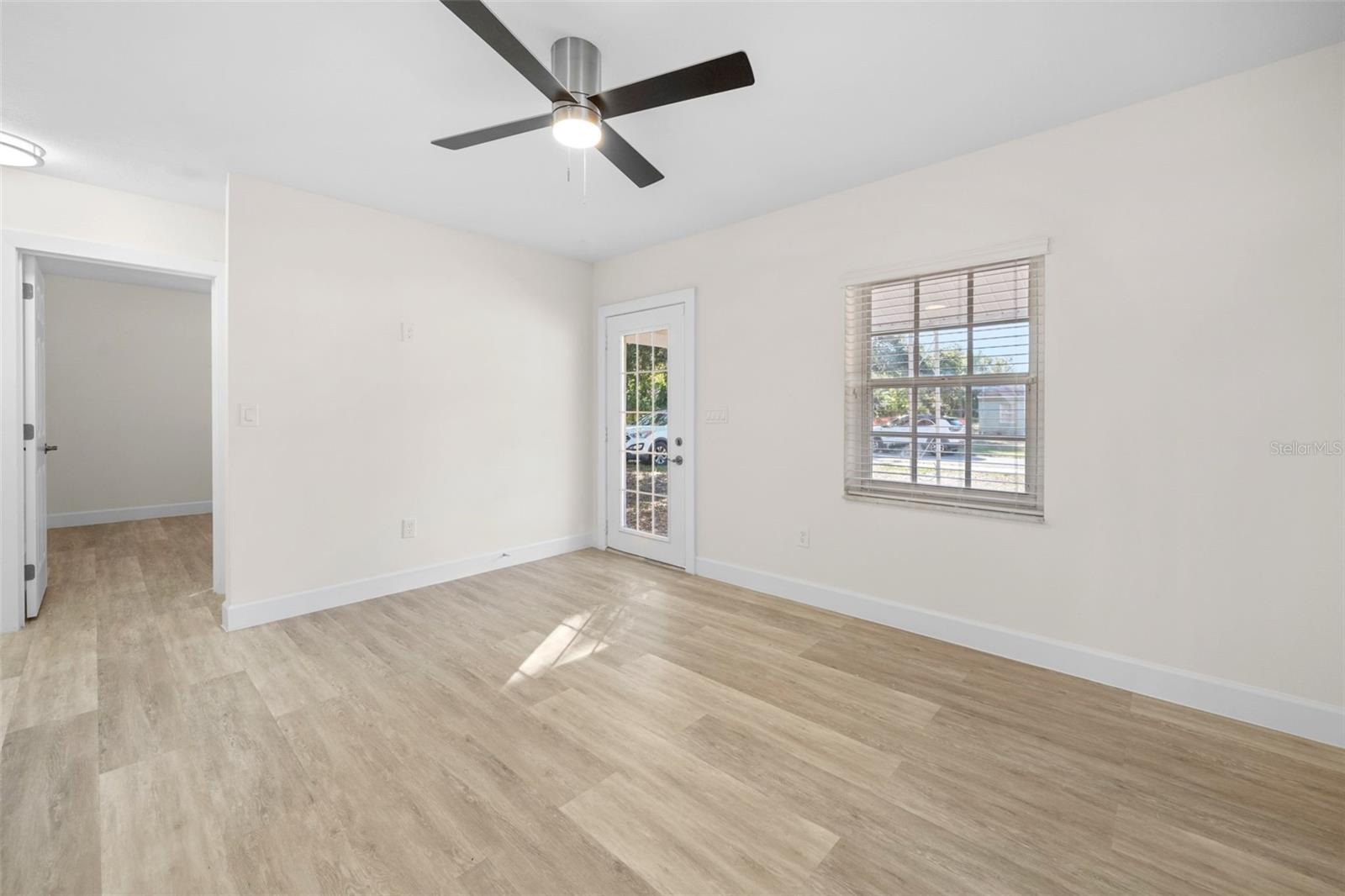 4715 W BAY VISTA AVE