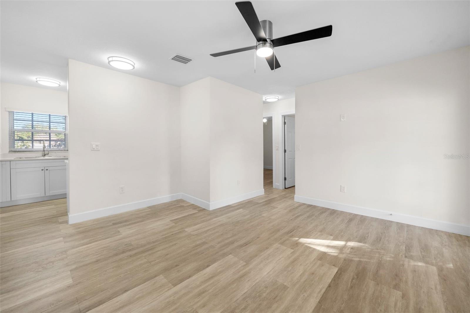 4715 W BAY VISTA AVE