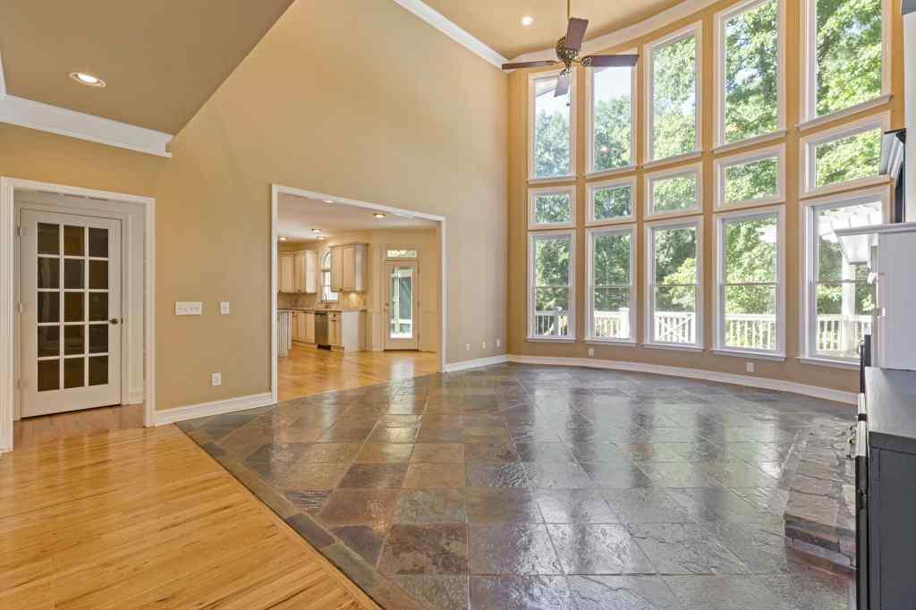 7465 Northampton Court