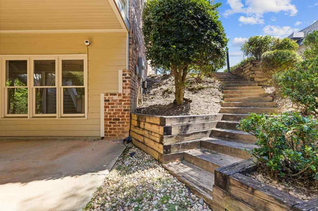 7465 Northampton Court