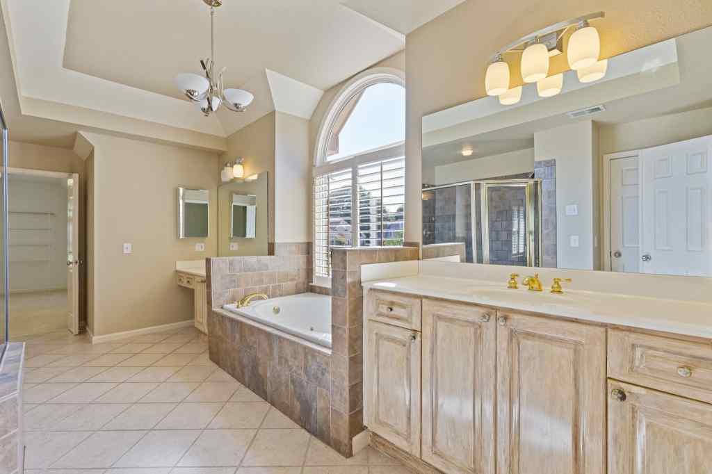 7465 Northampton Court