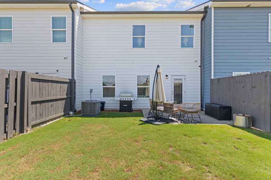60 Huntley Trace