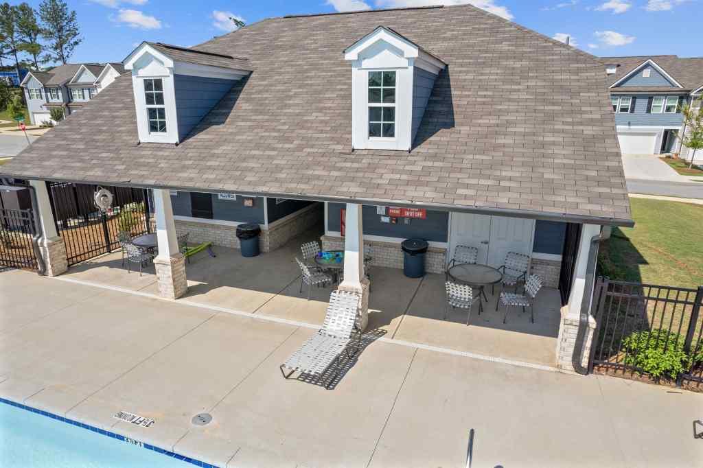 60 Huntley Trace