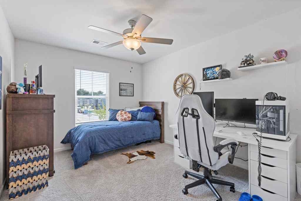 60 Huntley Trace