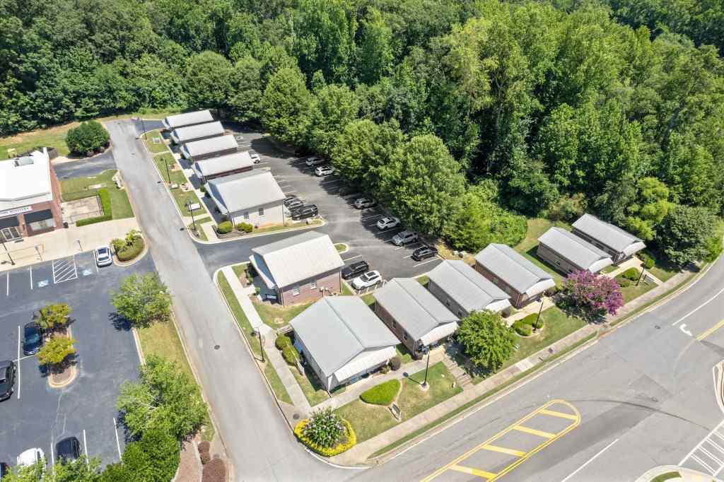 60 Huntley Trace
