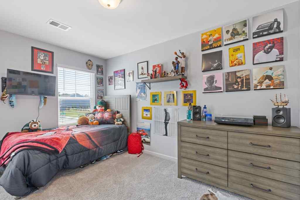 60 Huntley Trace