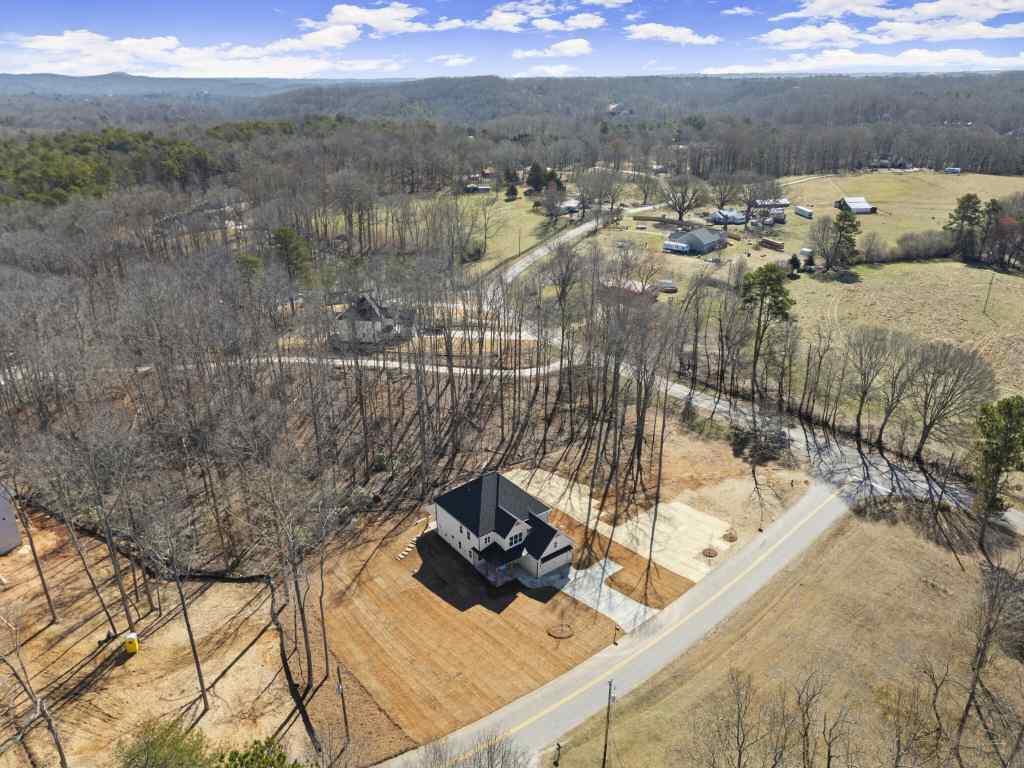 5129 Lee Road