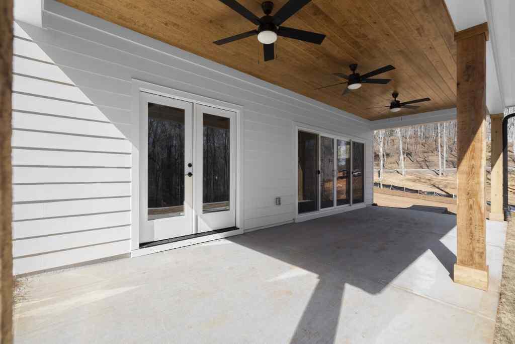 5129 Lee Road