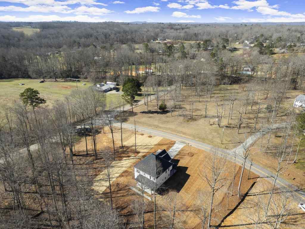 5129 Lee Road