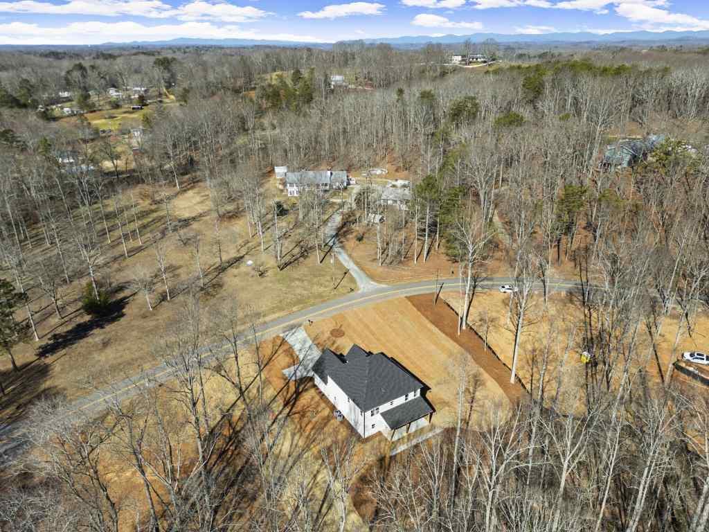 5129 Lee Road