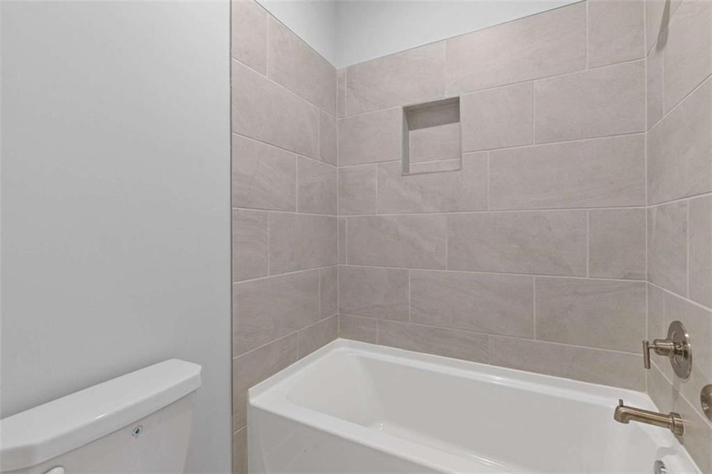 124 Ruby Robin Drive