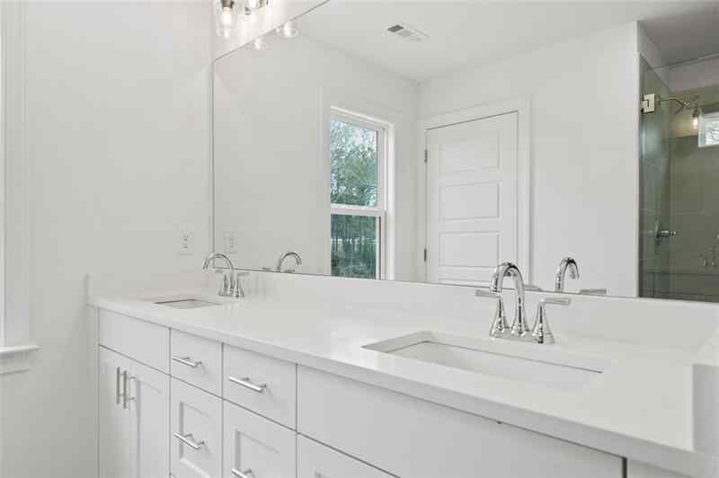 319 Summerville Lane