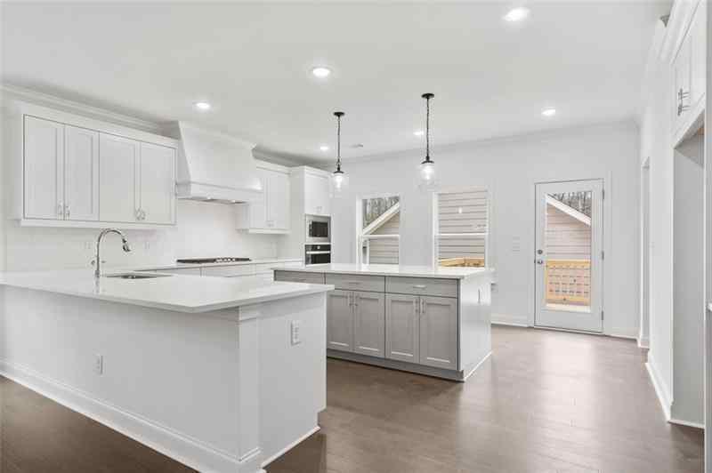 319 Summerville Lane