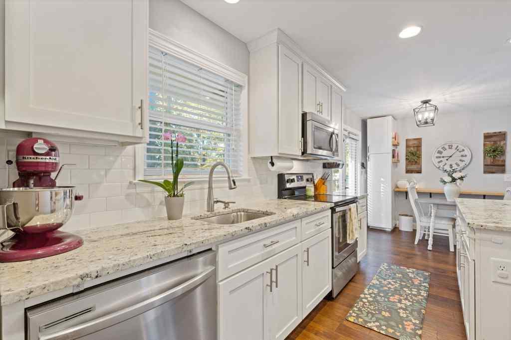 3649 Garden Boulevard