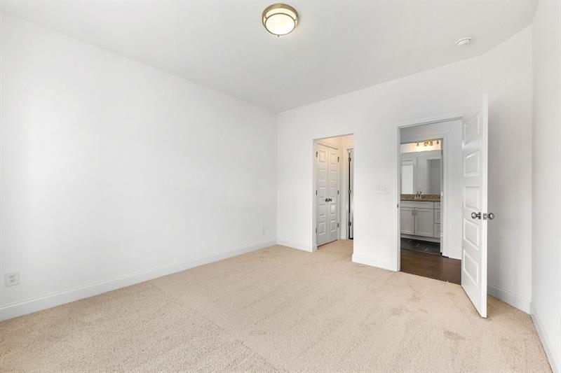 1805 Stonewood Field Road