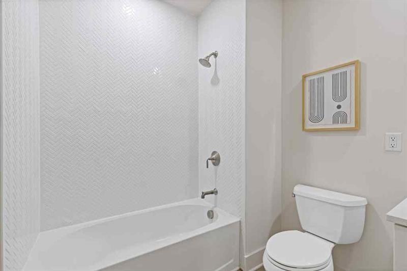 108 Park Place Unit 103