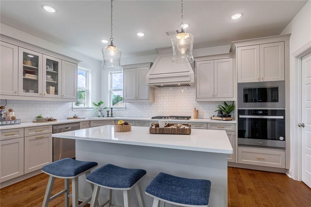 1025 Stonewood Field Road