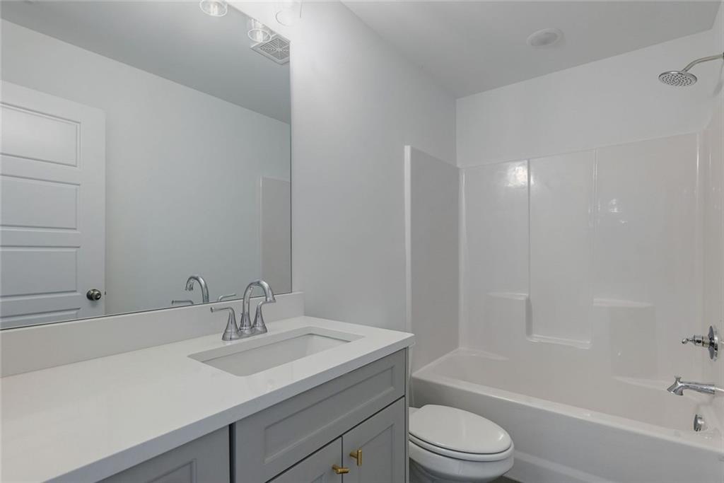 1025 Stonewood Field Road