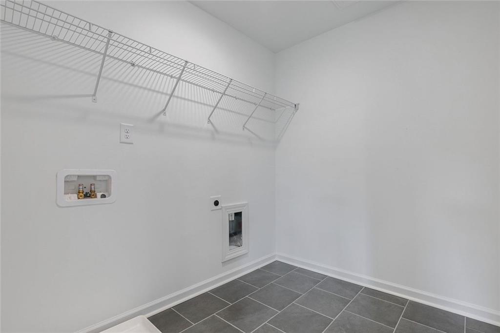 1025 Stonewood Field Road