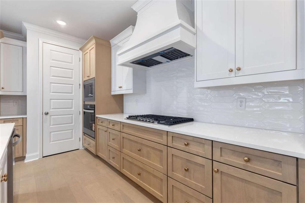 372 Summerville Lane