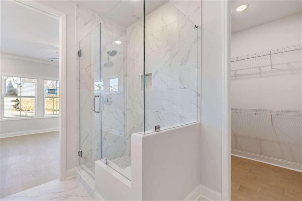 372 Summerville Lane