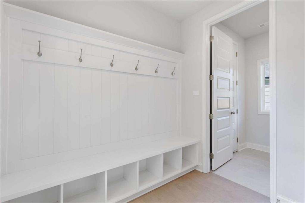 372 Summerville Lane