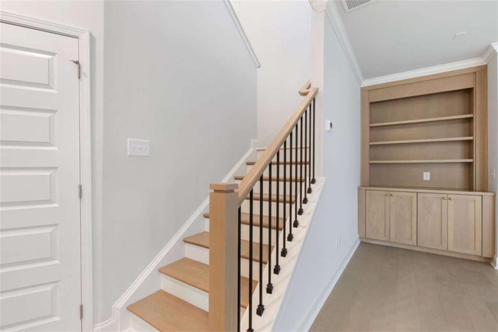 372 Summerville Lane