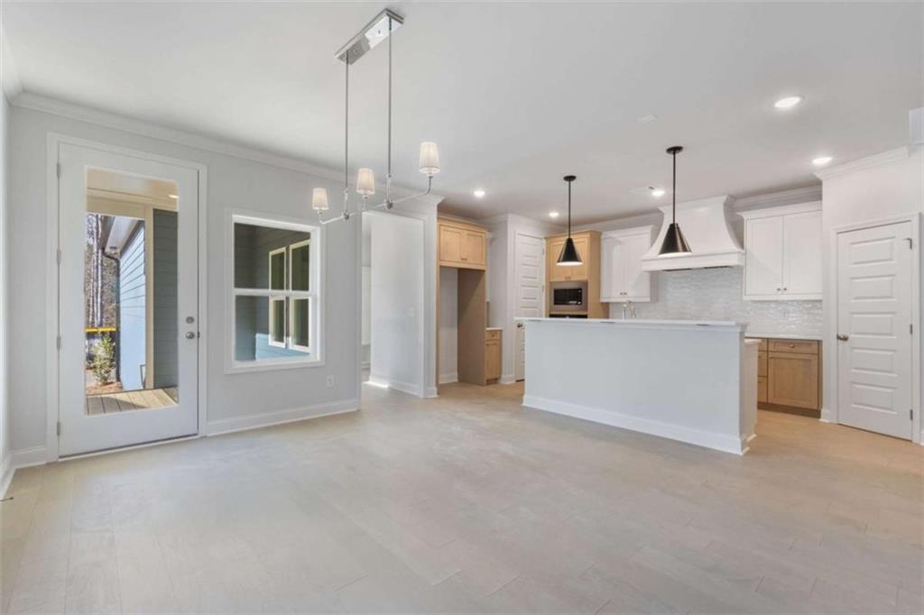 372 Summerville Lane