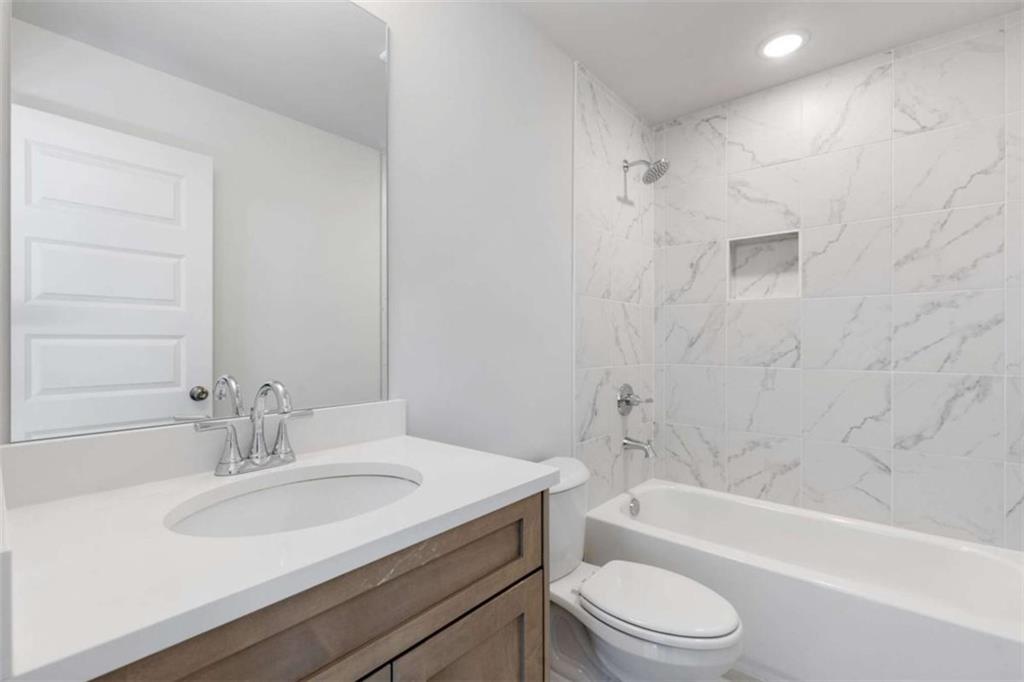 372 Summerville Lane