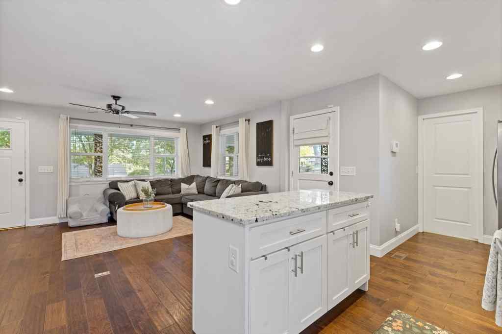 3649 Garden Boulevard