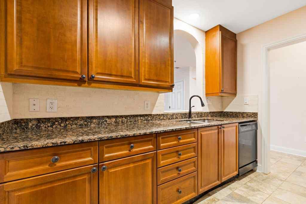 1735 Peachtree Street NE Unit 117