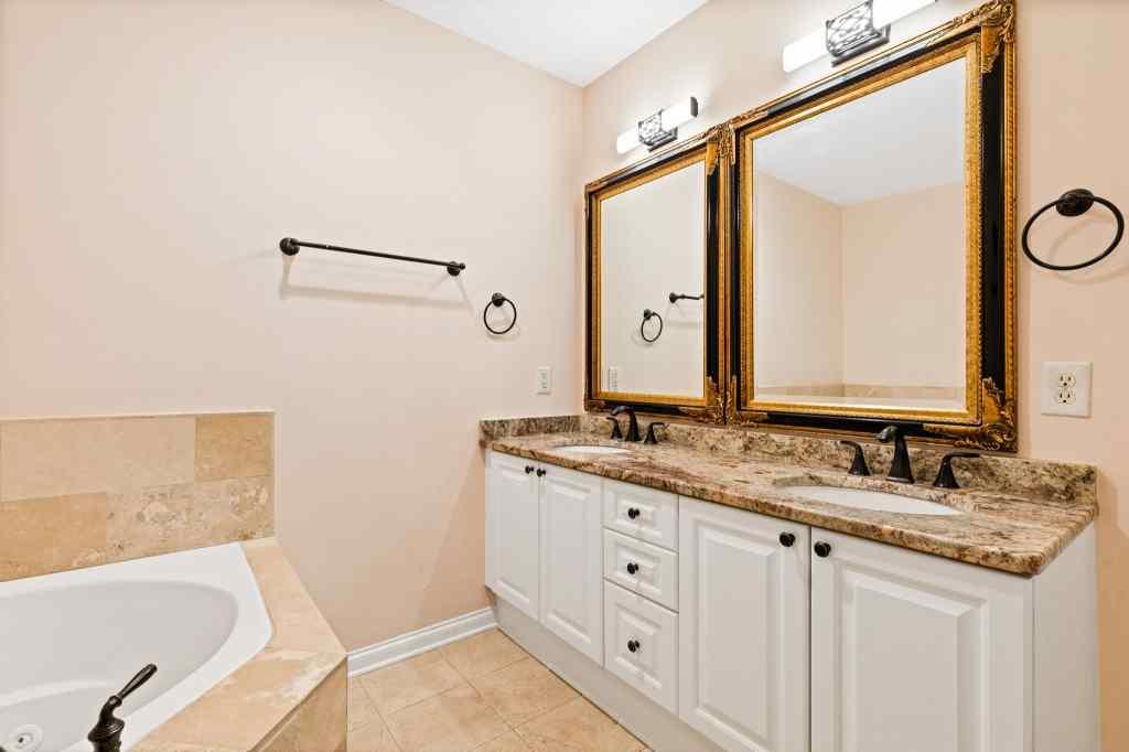 1735 Peachtree Street NE Unit 117