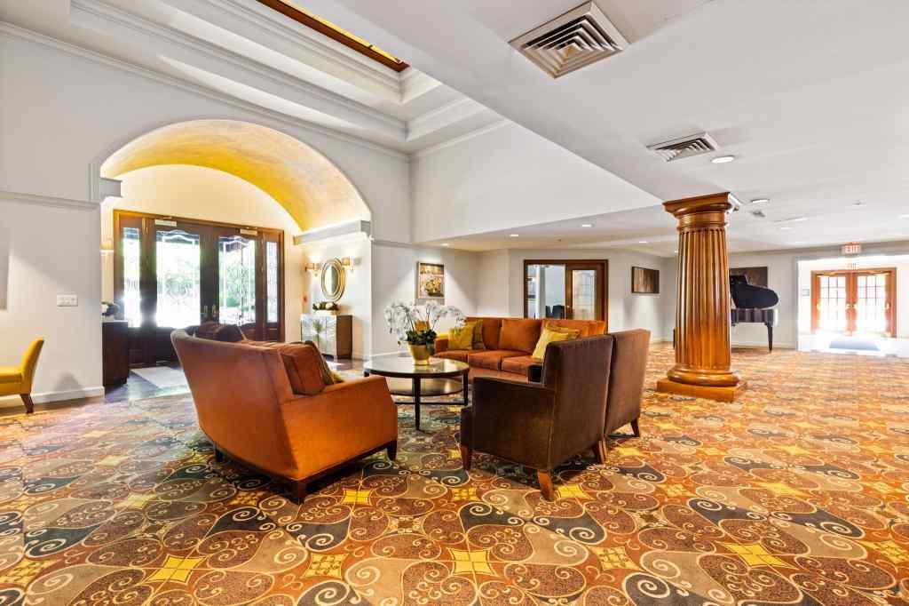 1735 Peachtree Street NE Unit 117