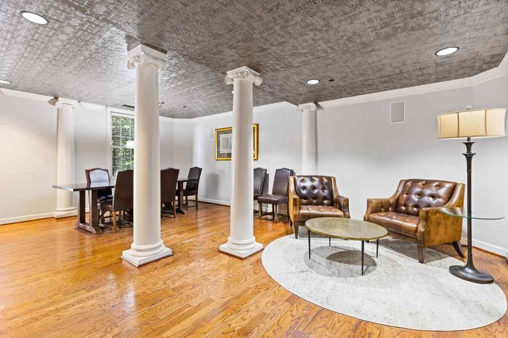 1735 Peachtree Street NE Unit 117