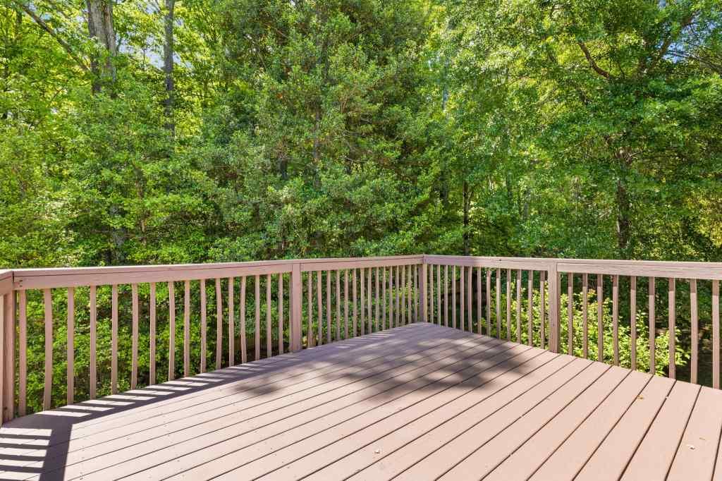 1570 Brooks Pointe Circle