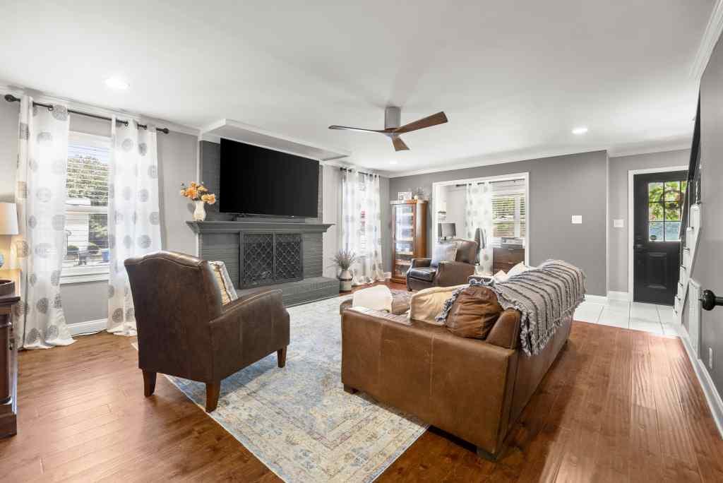 2504 Braselton Highway