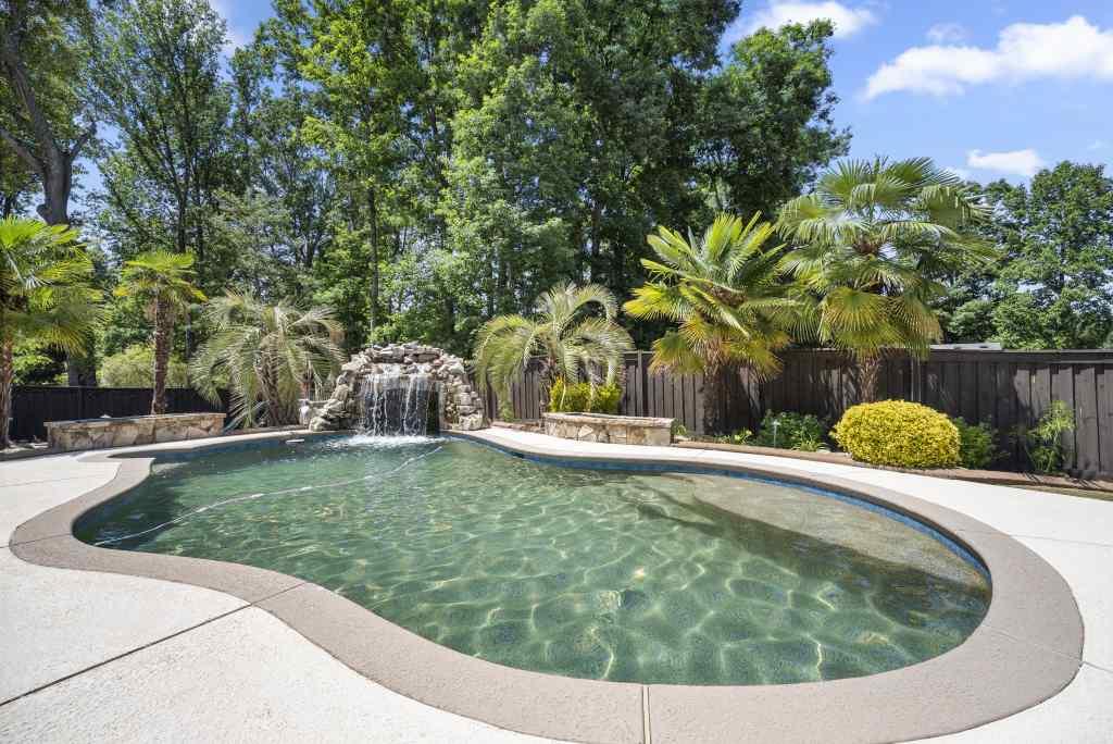2504 Braselton Highway