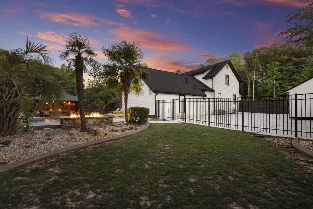 2504 Braselton Highway
