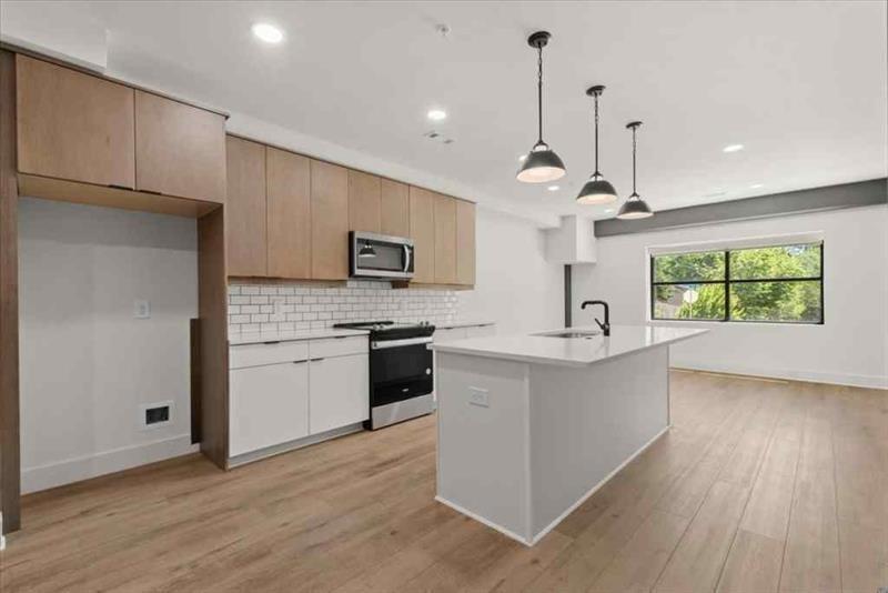 108 Park Place Unit 107