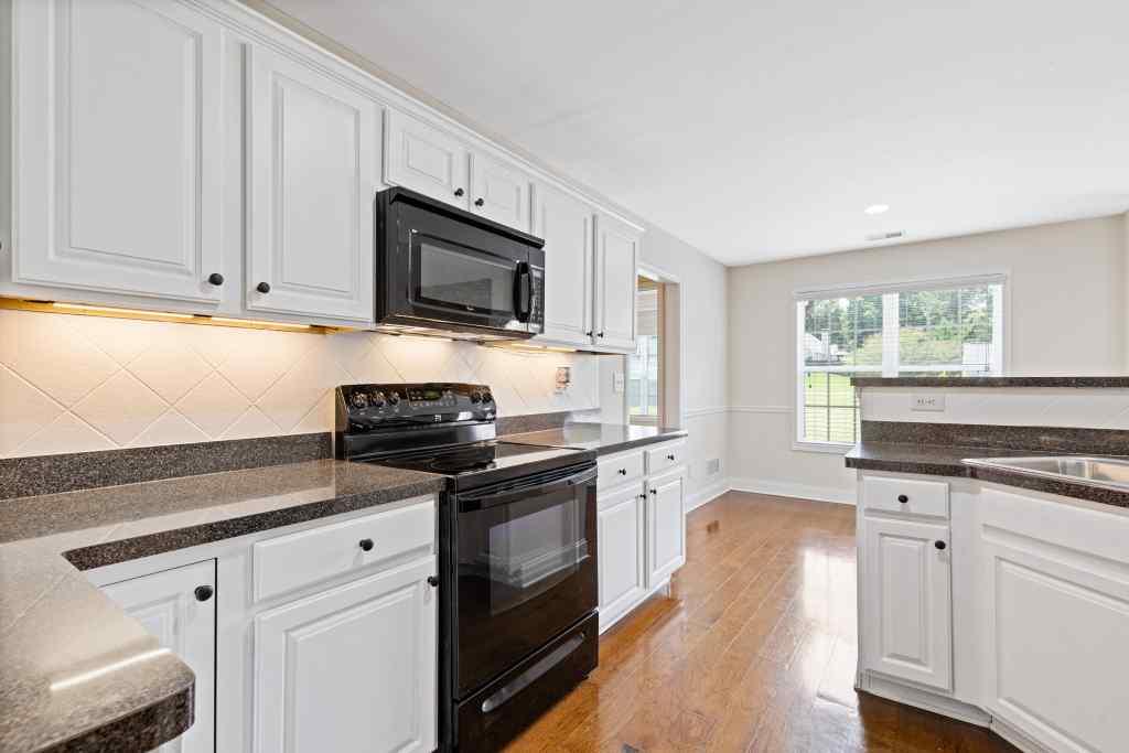 360 Finch Way