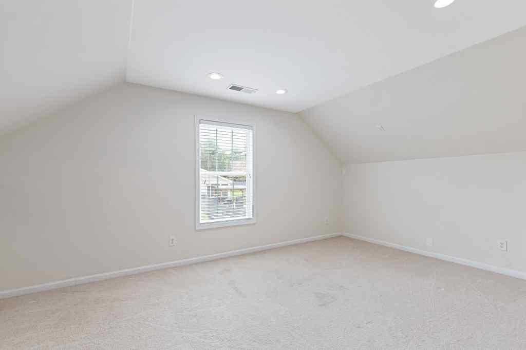 360 Finch Way