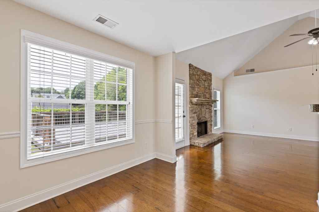 360 Finch Way