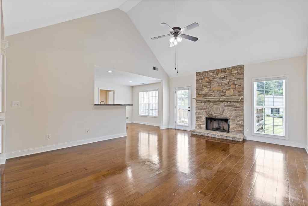 360 Finch Way