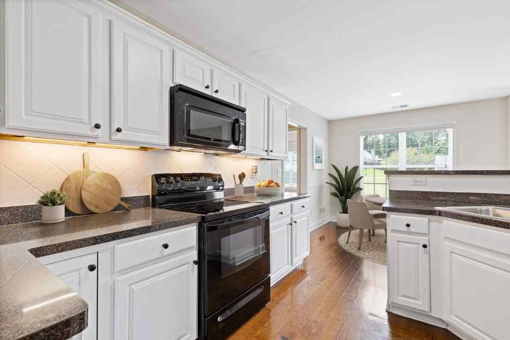 360 Finch Way